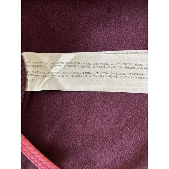 MNG womens activewear 1/4 zip  up pull over red thumb hole size M - Picture 9 of 11